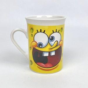 2013 SpongeBob SquarePants 10 fl. oz. Coffee Mug Cup Viacom Pineapple Cartoon